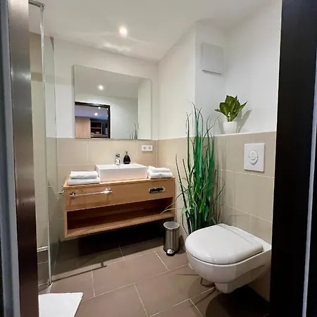 Apartahotel Amh - Wohnen Auf Zeit Múnich